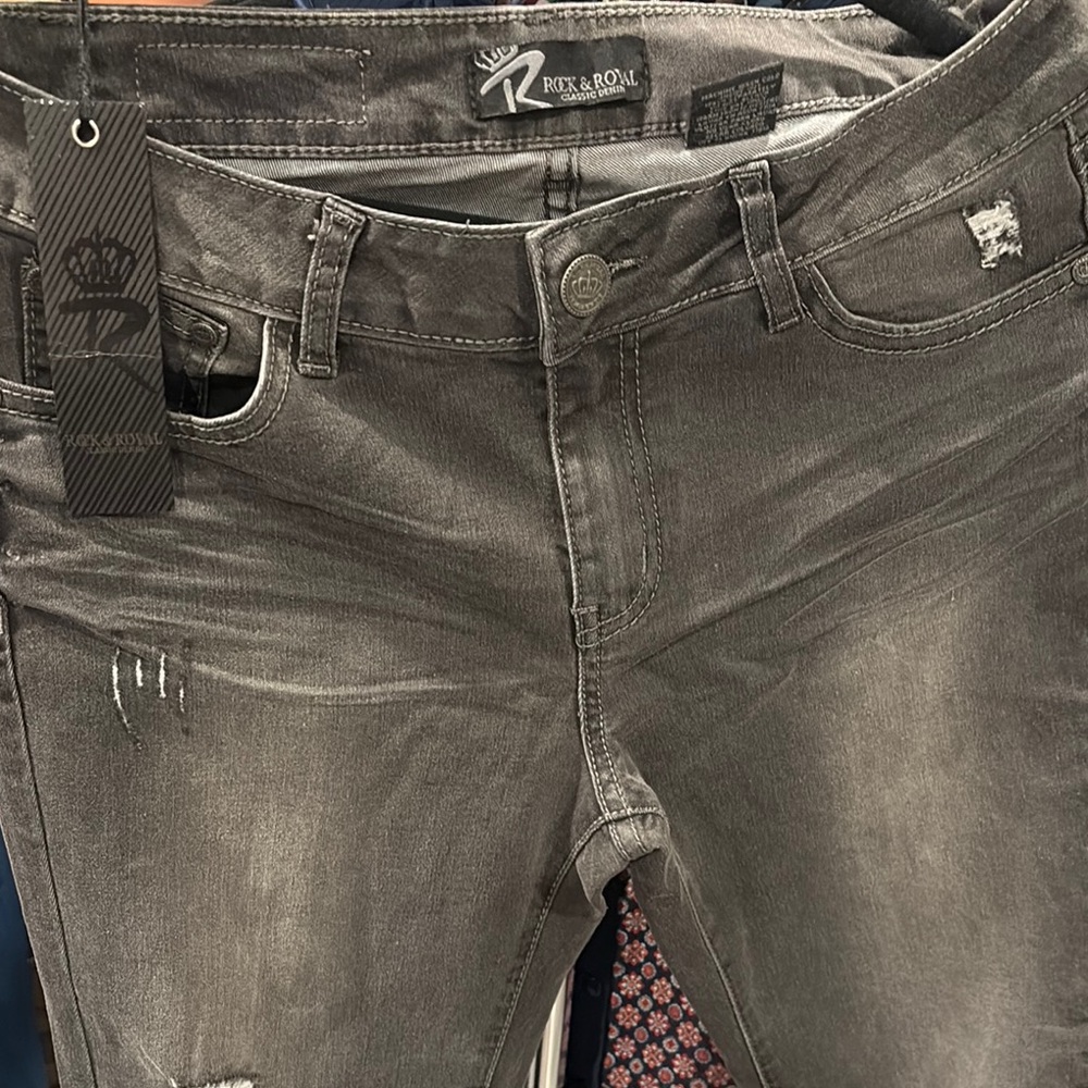 Rock & Royal Gray Skinny Jeans